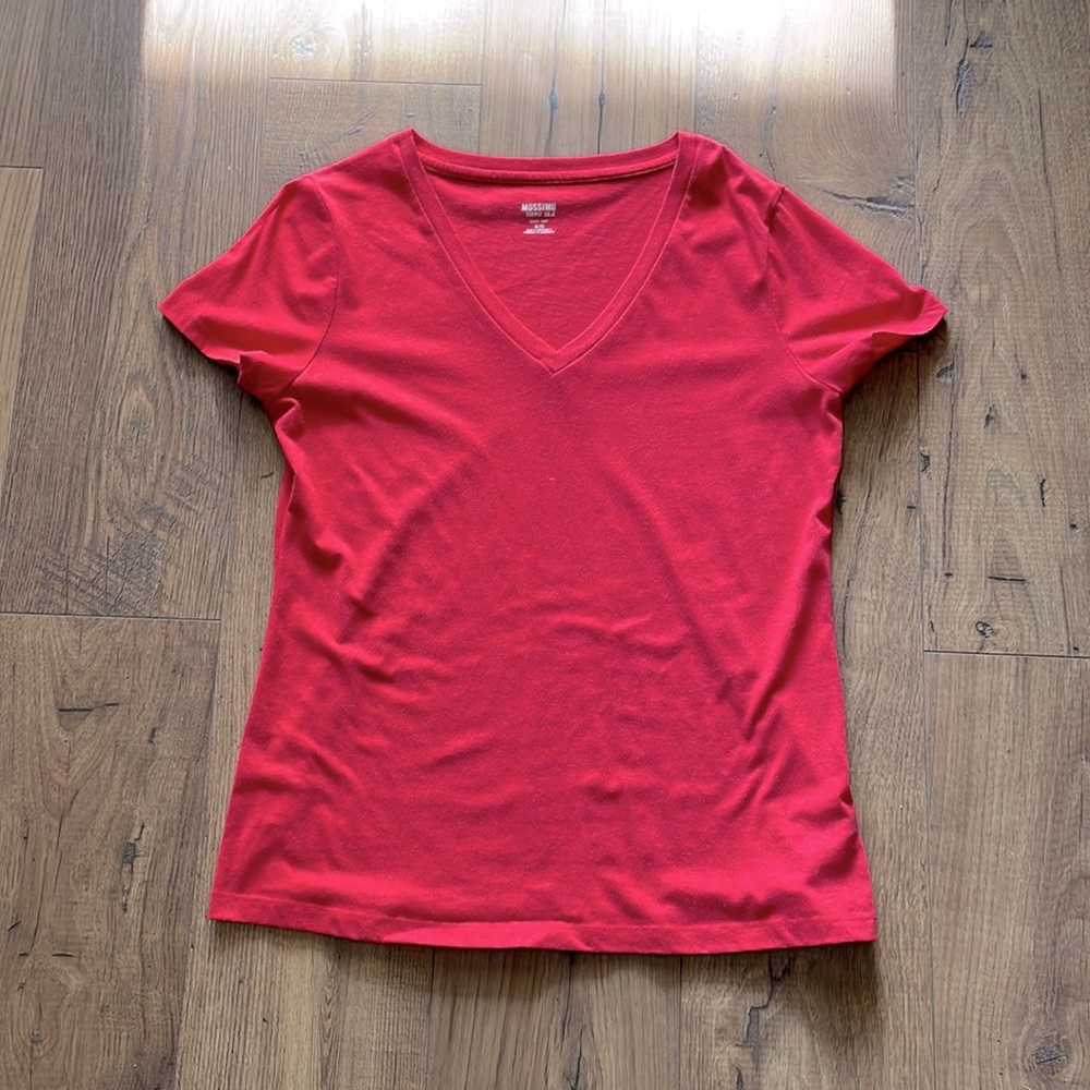 Red t-shirt